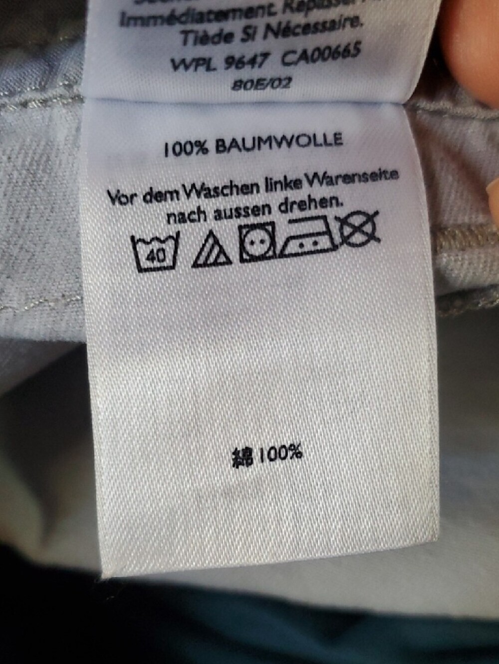 Eddie Bauer Light Gray Skirt with Olive Green Label and Yellow Stitching - Picture 11 of 11